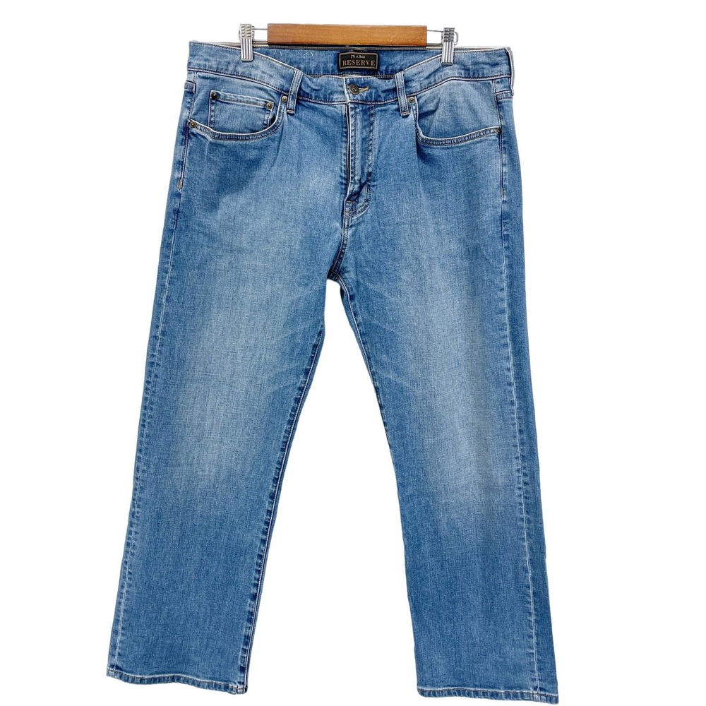 Jos A Bank Reserve Mens 35x29 Relaxed Fit Straight Leg Jeans Medium Wash Blue